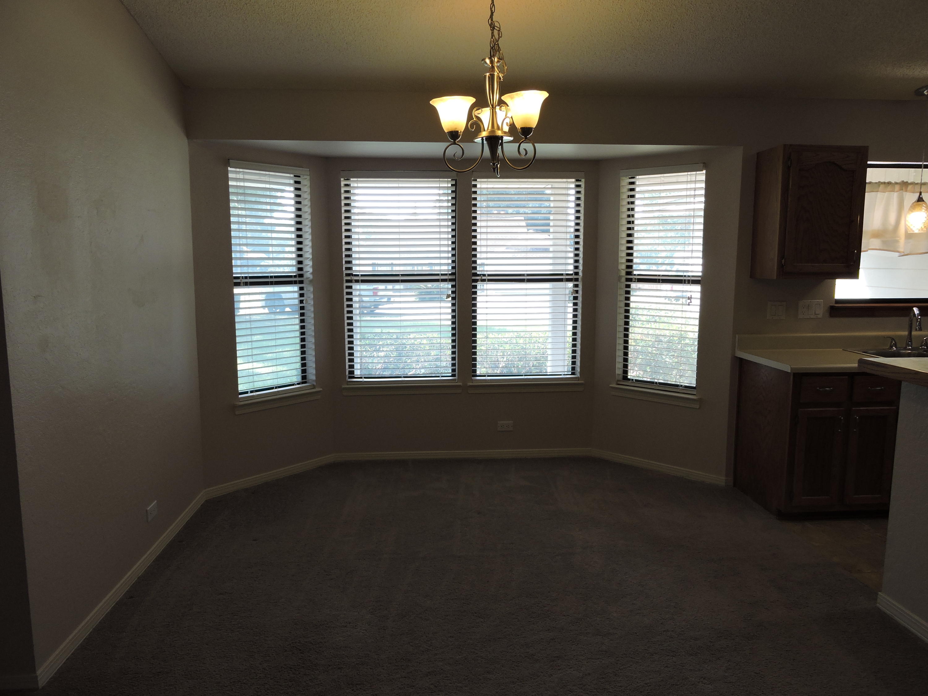 COUNTRYVIEW ESTATES 5TH ADDN - Residential Lease