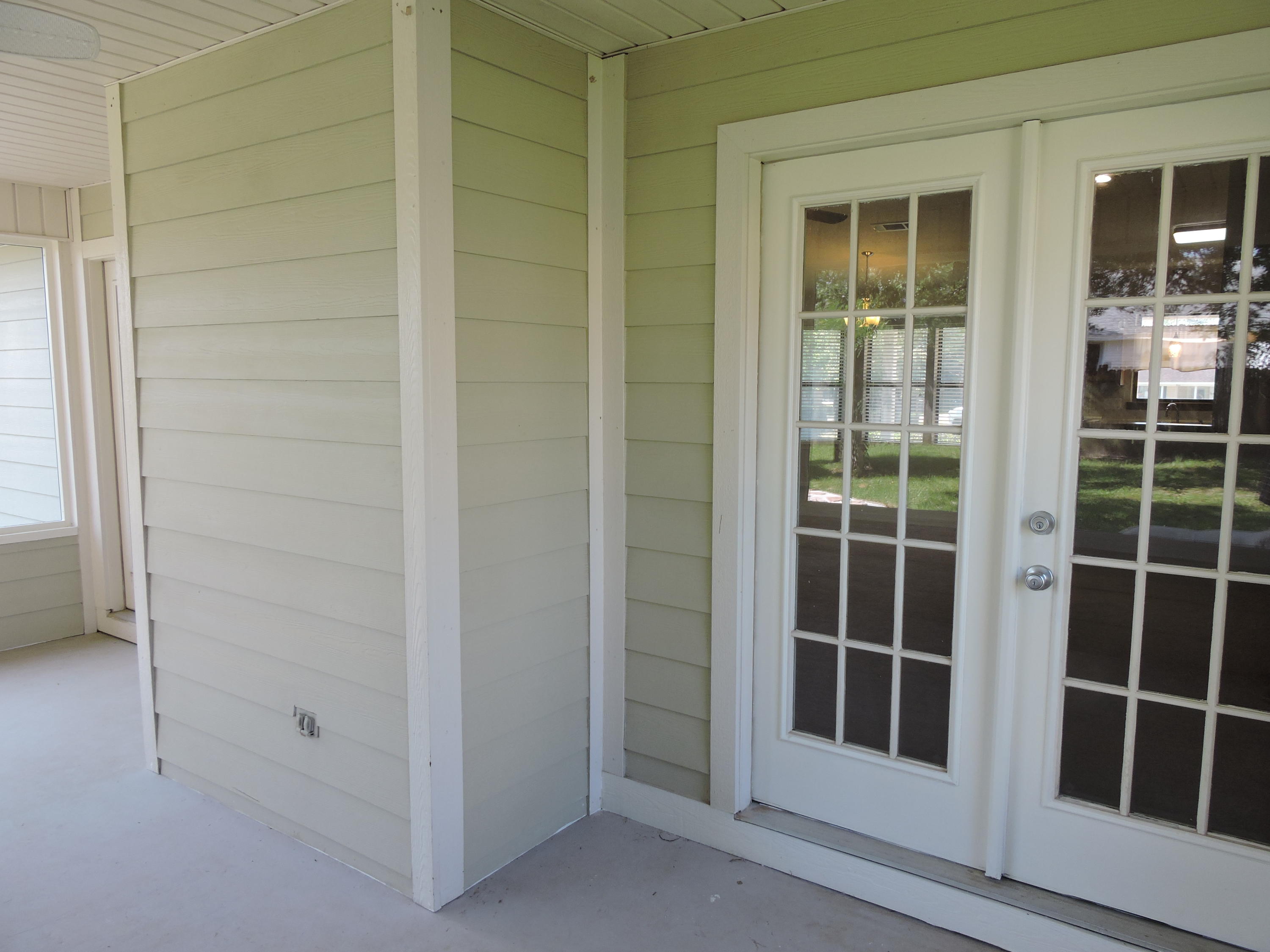 COUNTRYVIEW ESTATES 5TH ADDN - Residential Lease