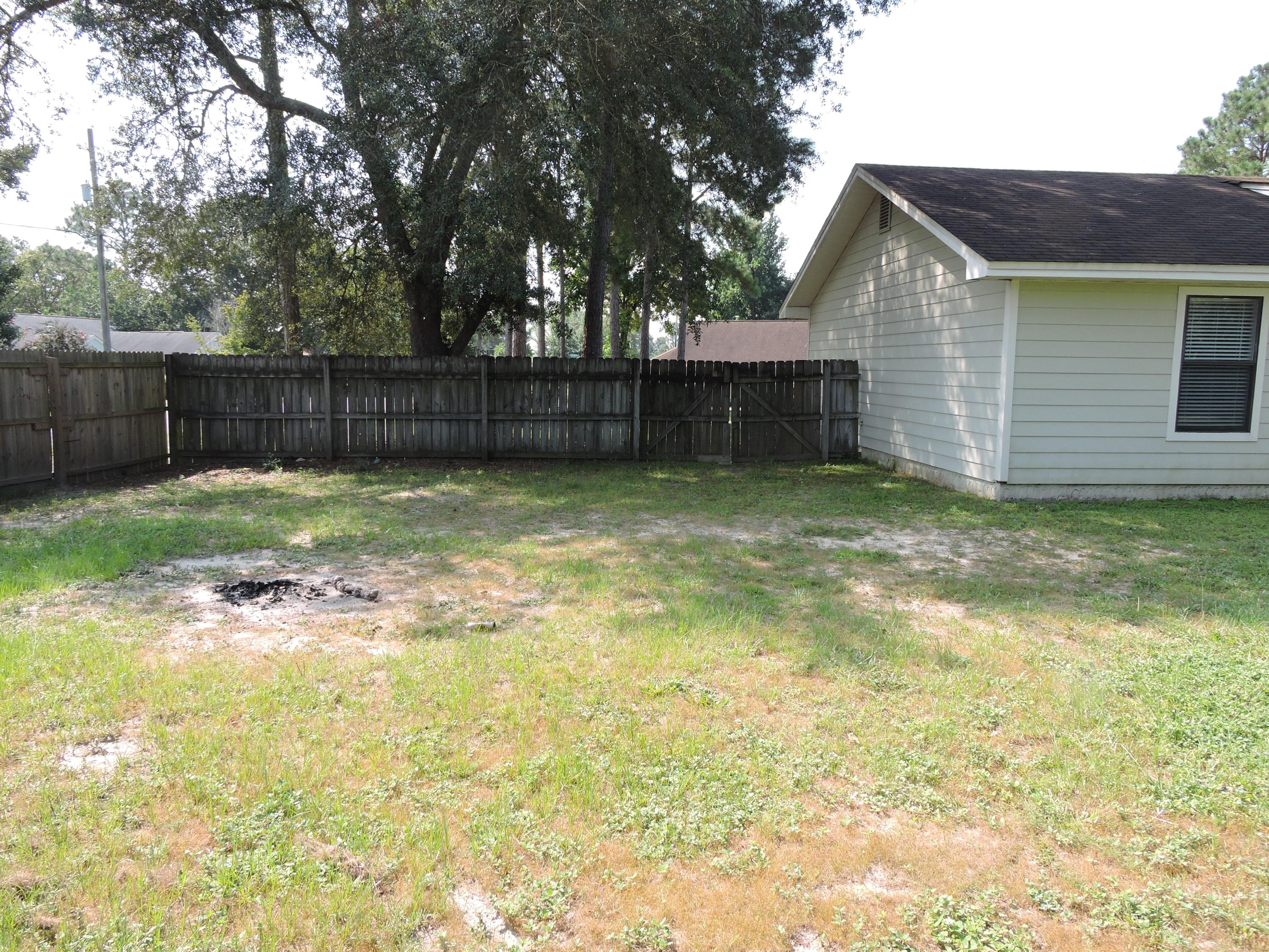 COUNTRYVIEW ESTATES 5TH ADDN - Residential Lease