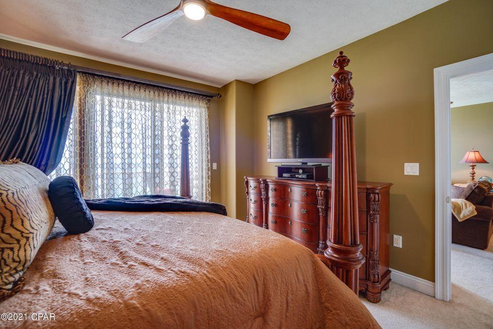 TREASURE ISLAND - Residential