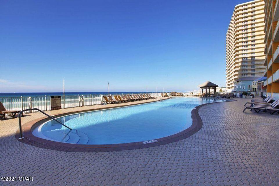 TREASURE ISLAND - Residential