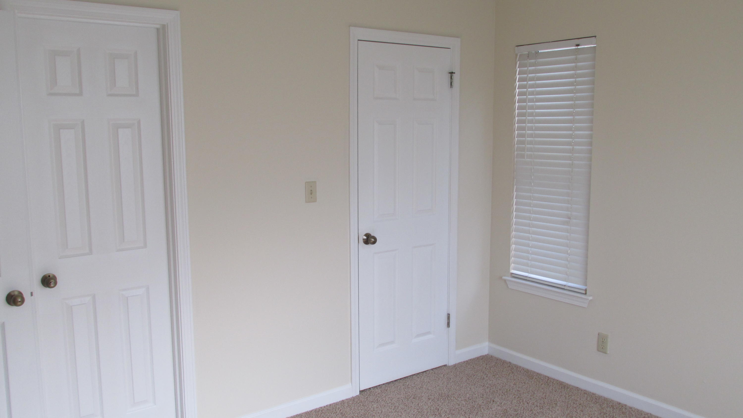 POINTE OF VIEW CONDO - Residential Lease