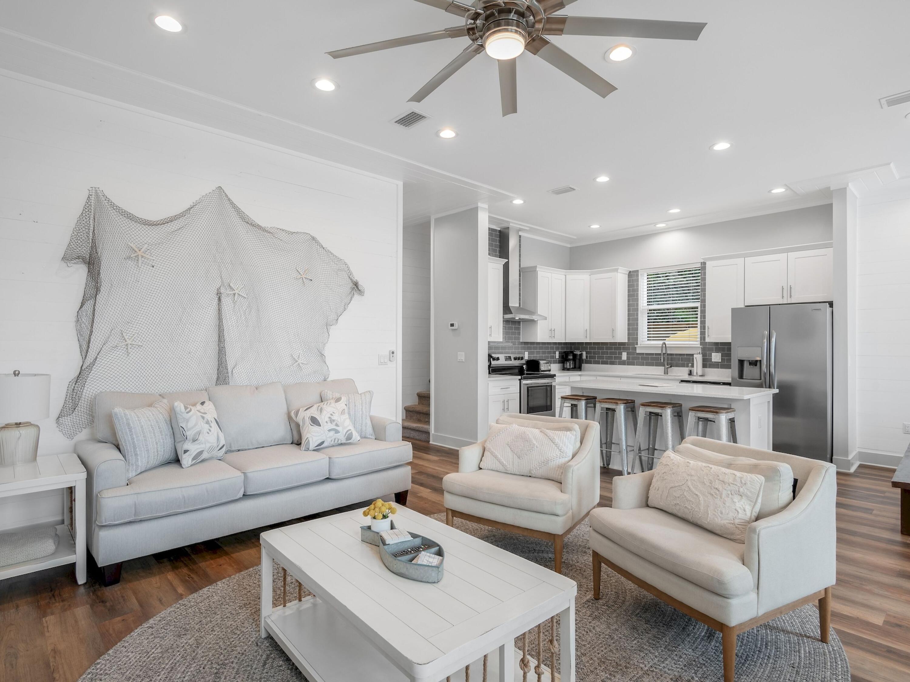FRANGISTA BEACH 2ND ADDN - Residential
