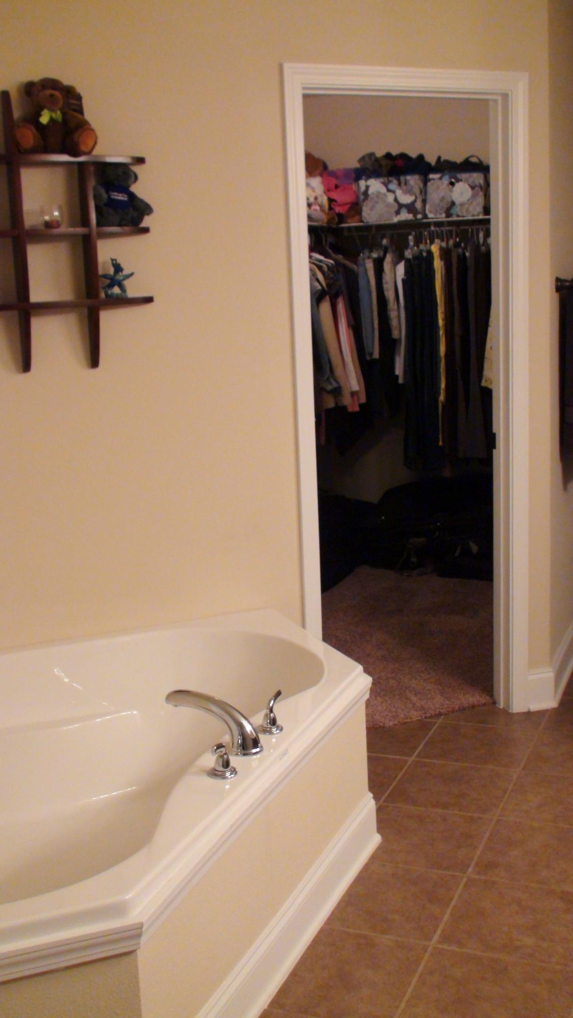 YELLOW RIVER PLANTATION - Residential Lease