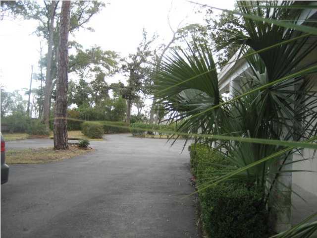 EDGEWATER - Residential Lease
