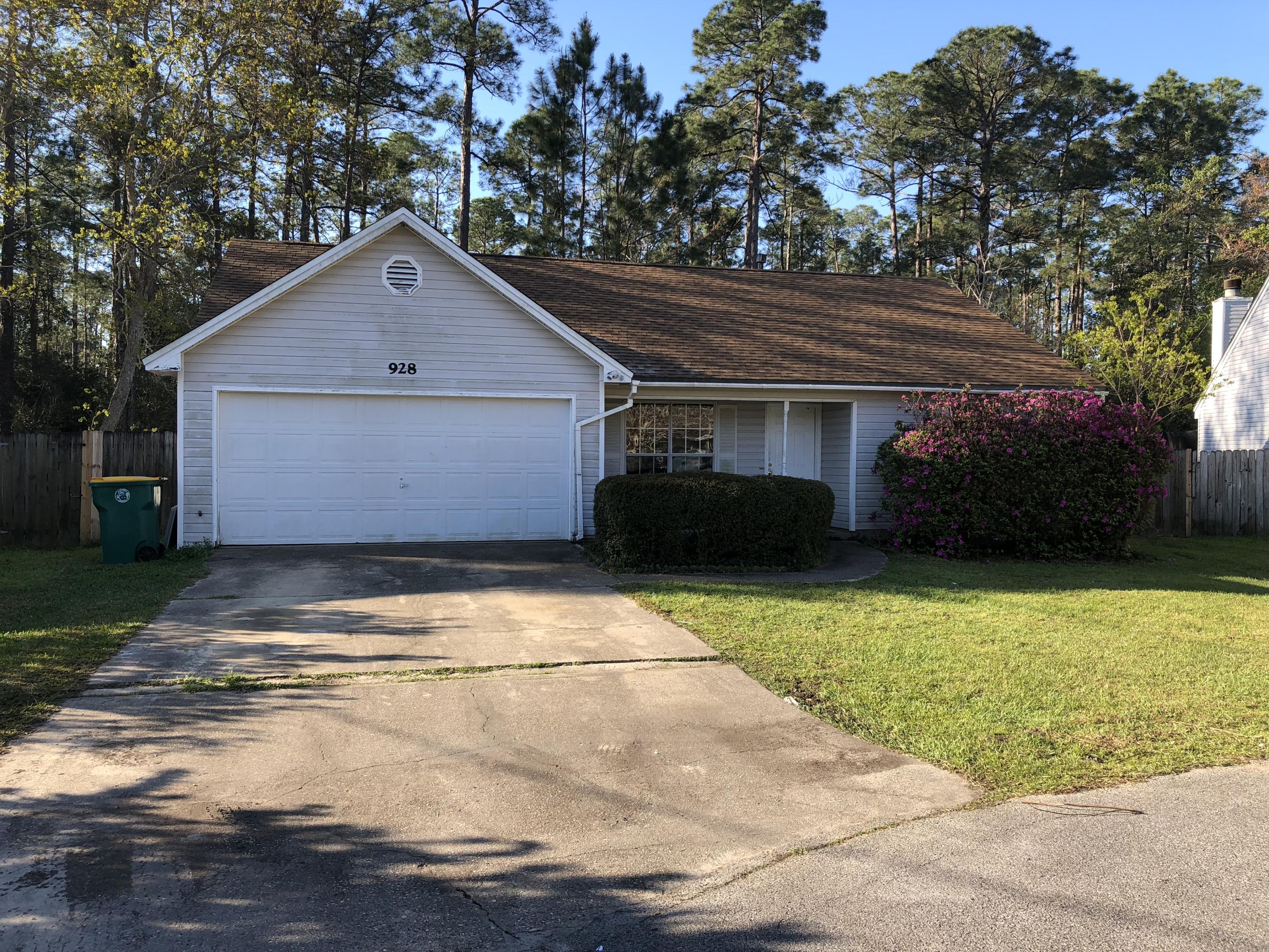 PINE MEADOWS 2ND ADDN - Residential Lease