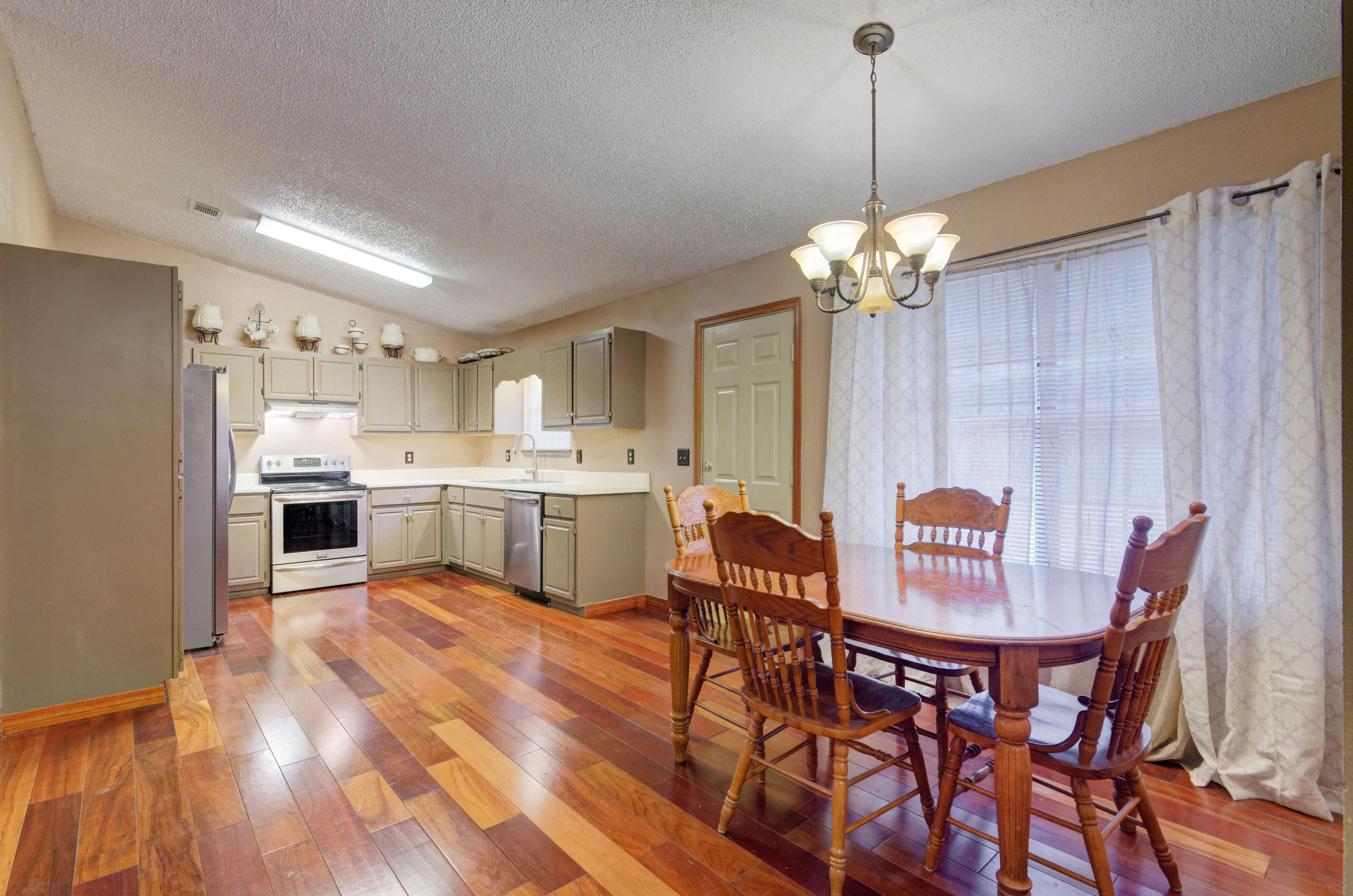 TURKEY-CREEK ESTATES - Residential
