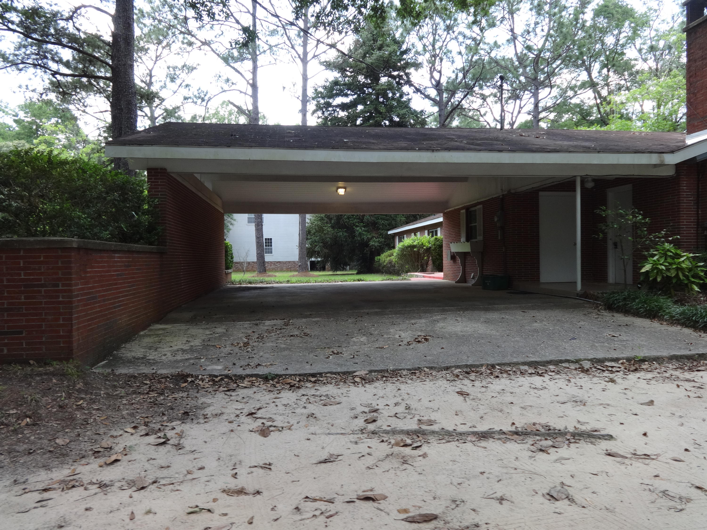 ADAMS POWELL - Residential Lease