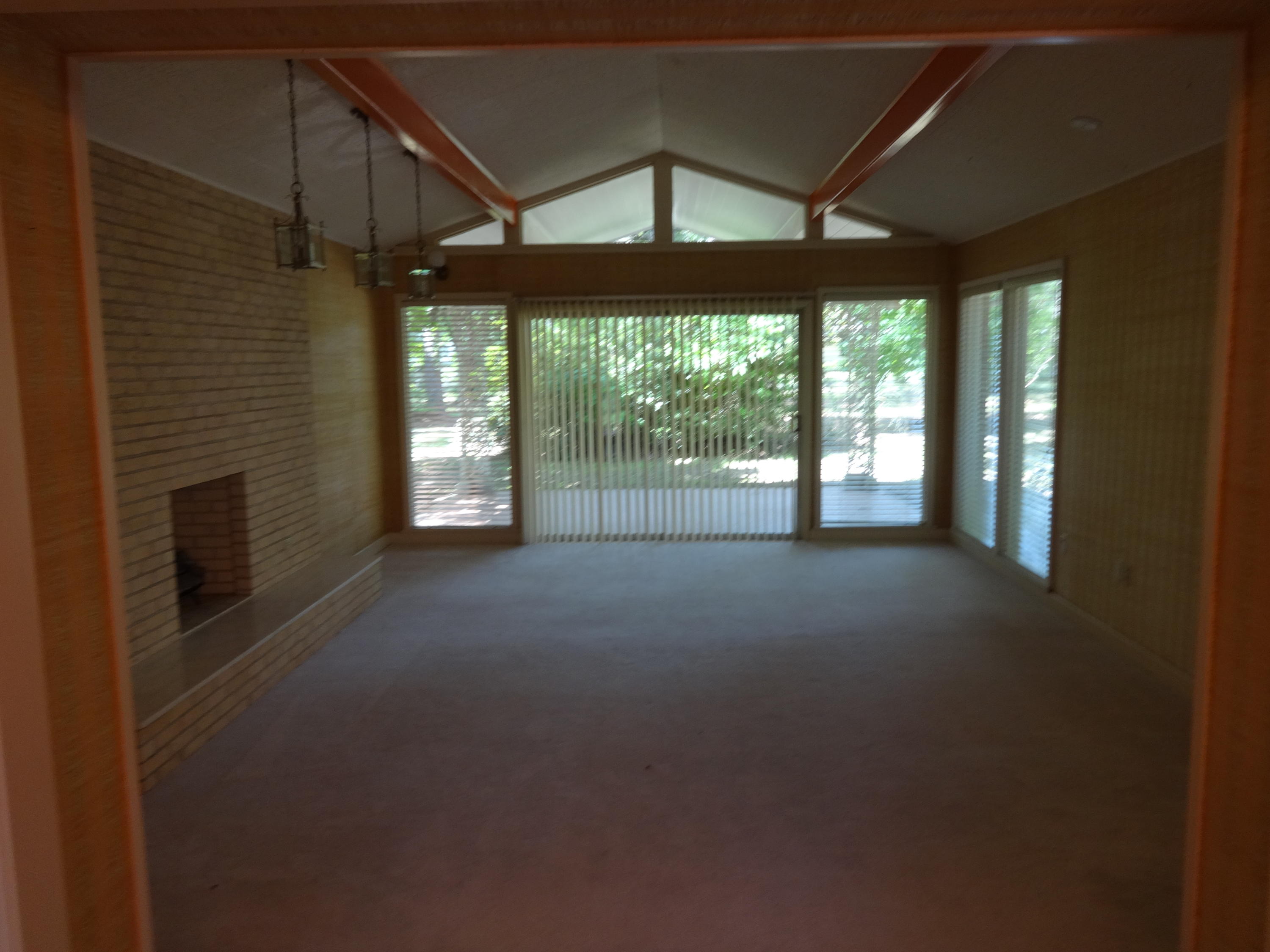ADAMS POWELL - Residential Lease