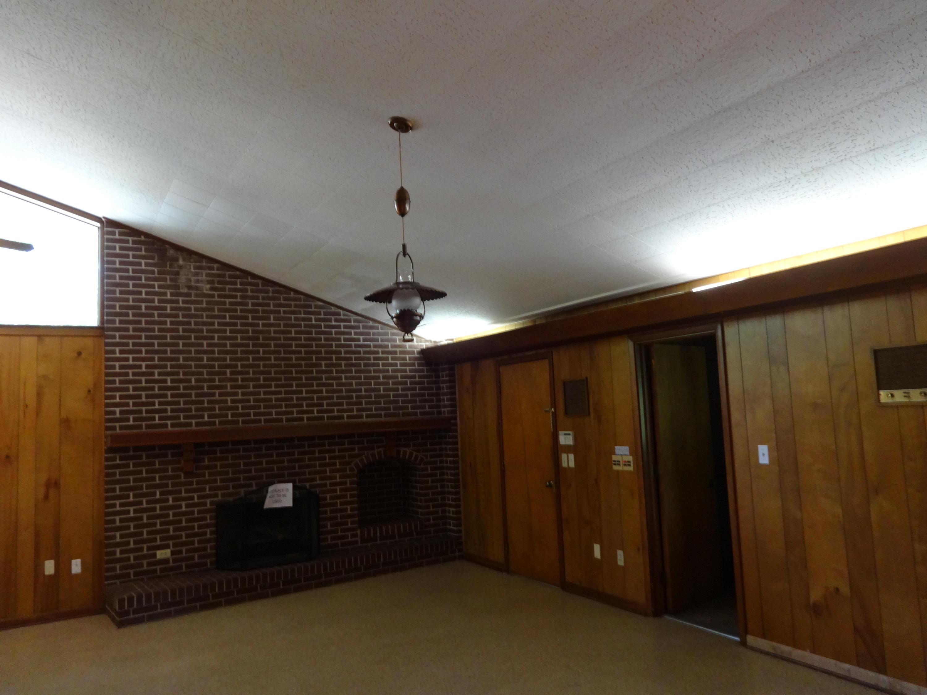 ADAMS POWELL - Residential Lease
