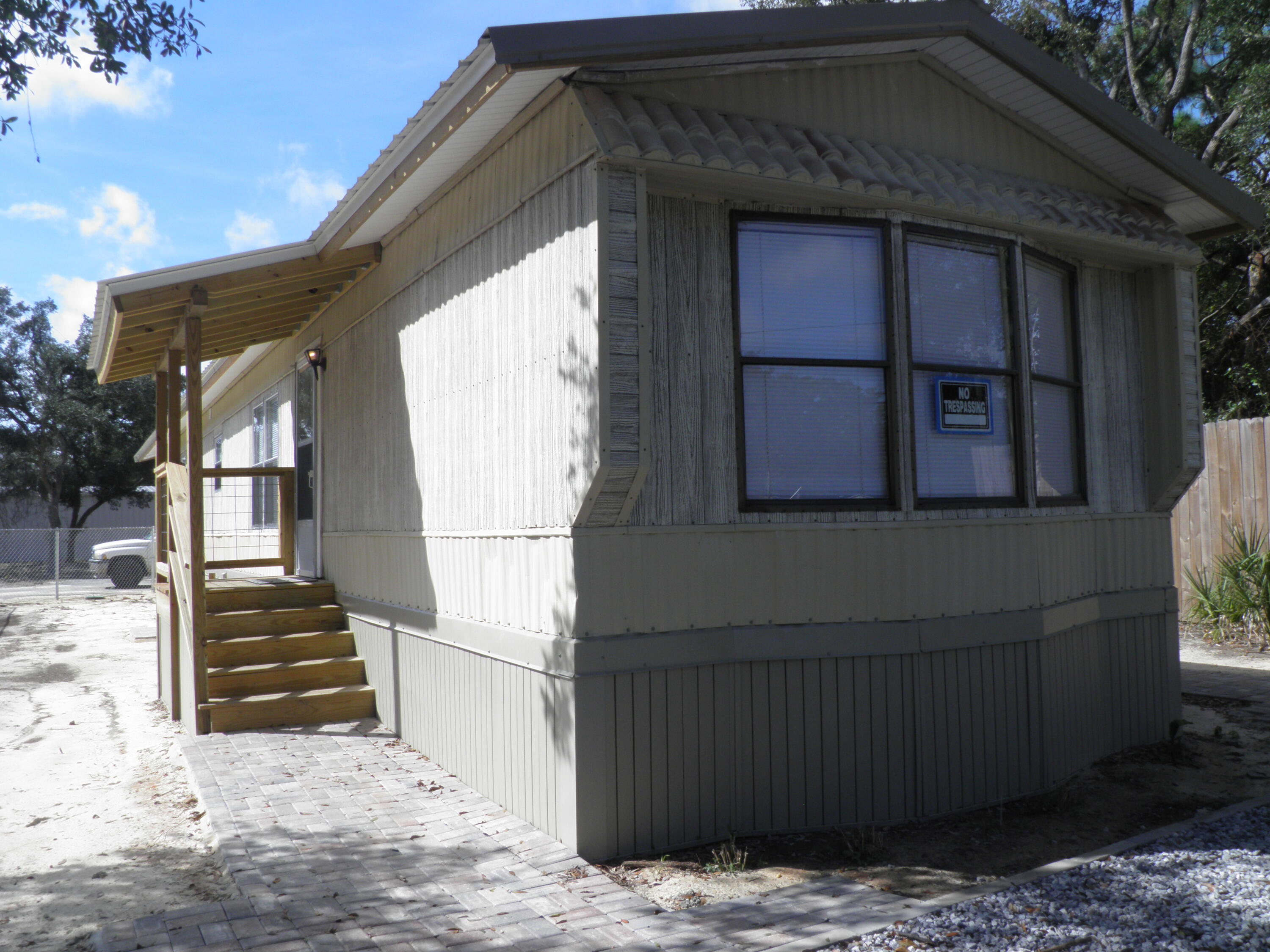 NO RECORDED SUBDIVISION - Residential Lease