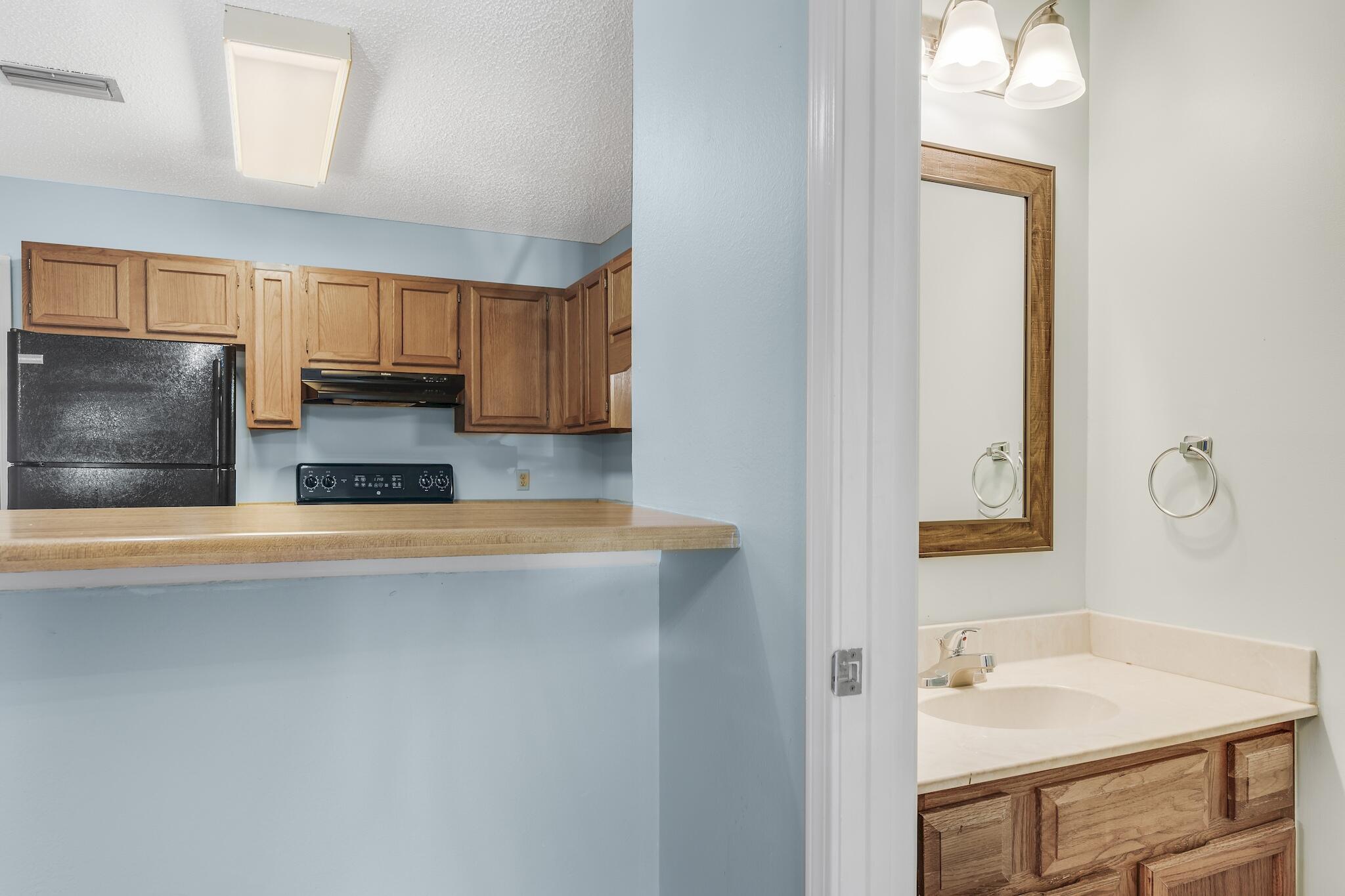 WOODLAND SHORES T/H PH 1 - Residential