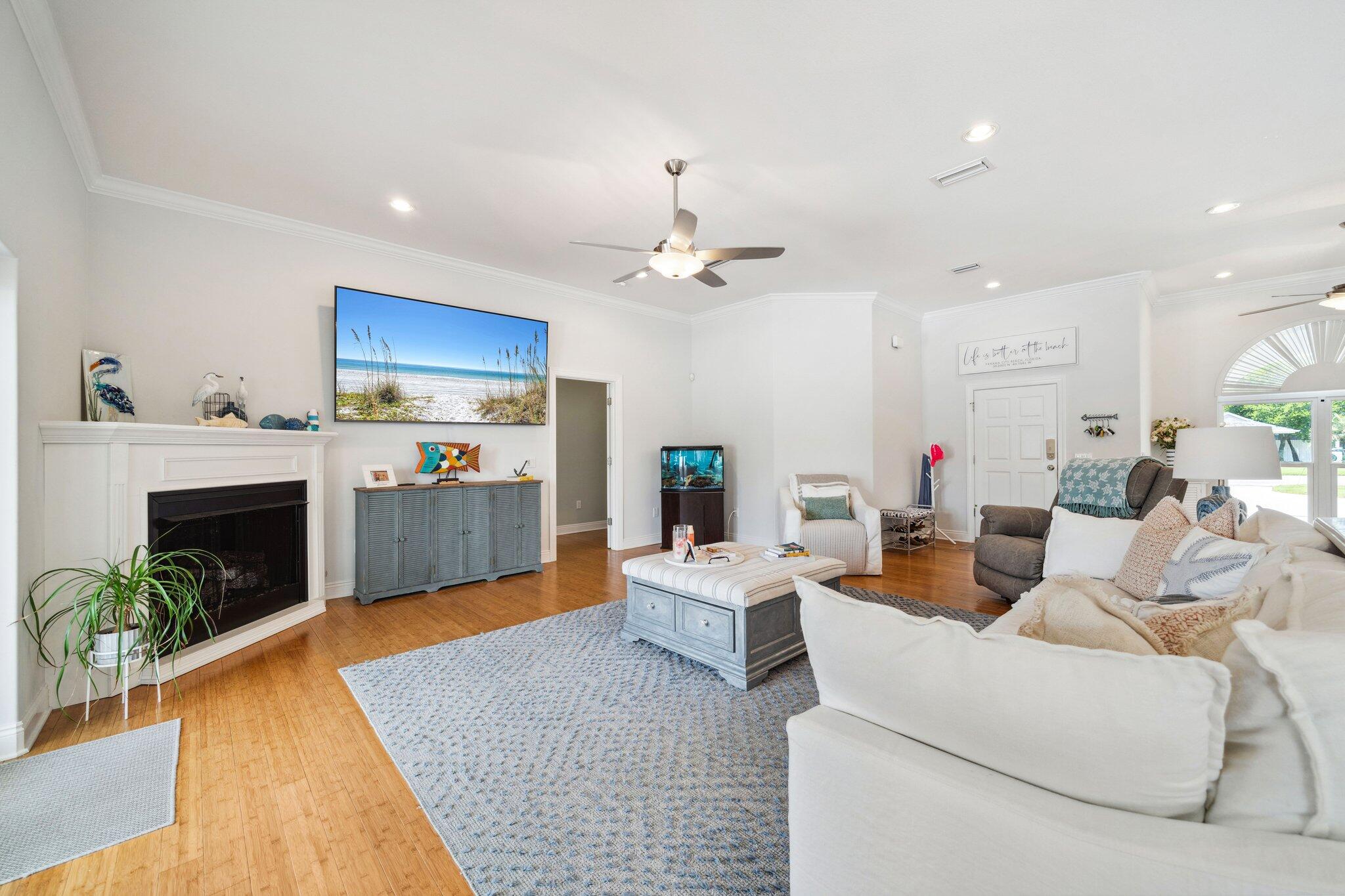 BAY POINT UNIT 1 - Residential