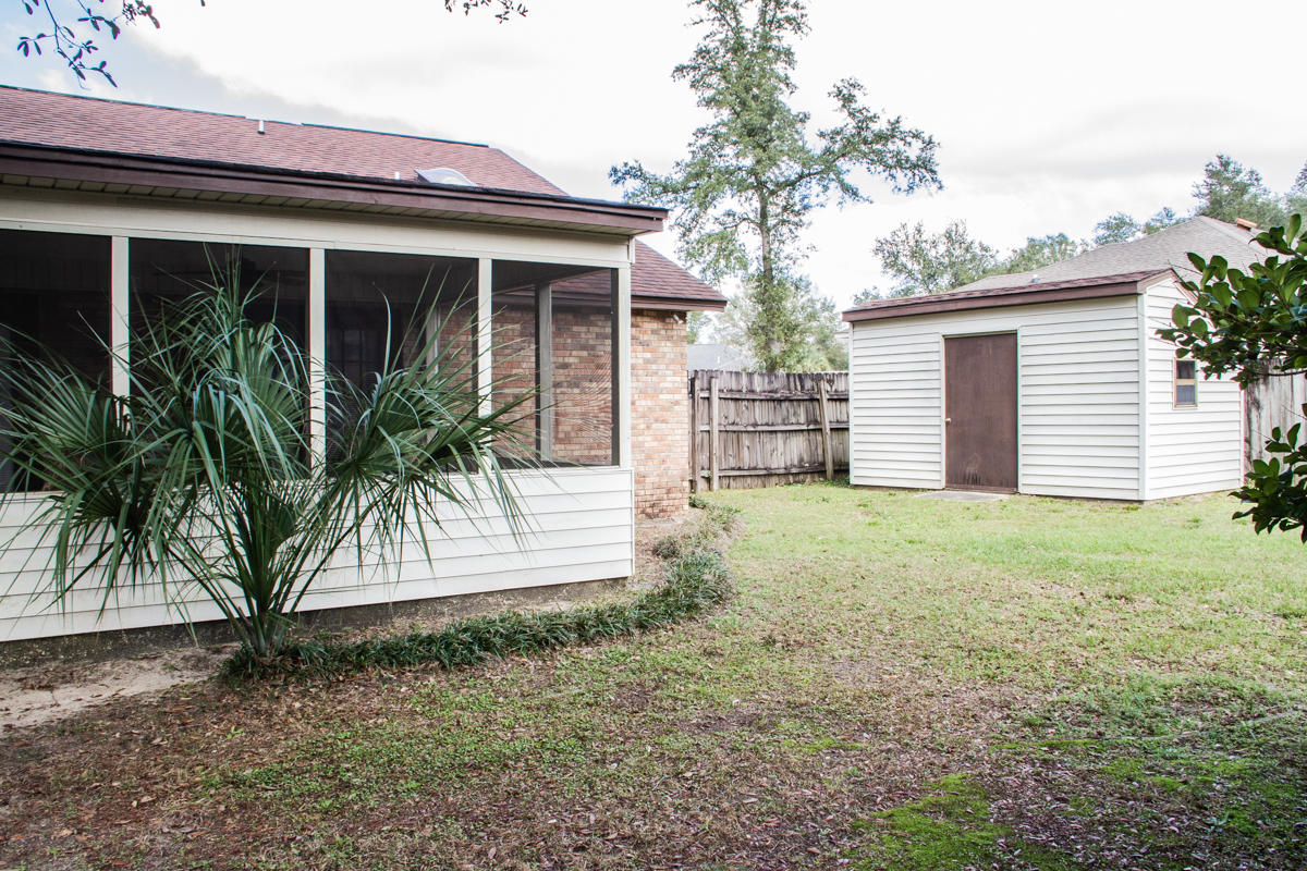 PLANTATION OAKS S/D - Residential Lease
