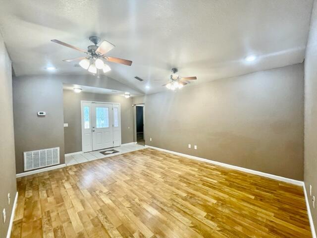 MORRIS ADDN TO CRESTVIEW - Residential