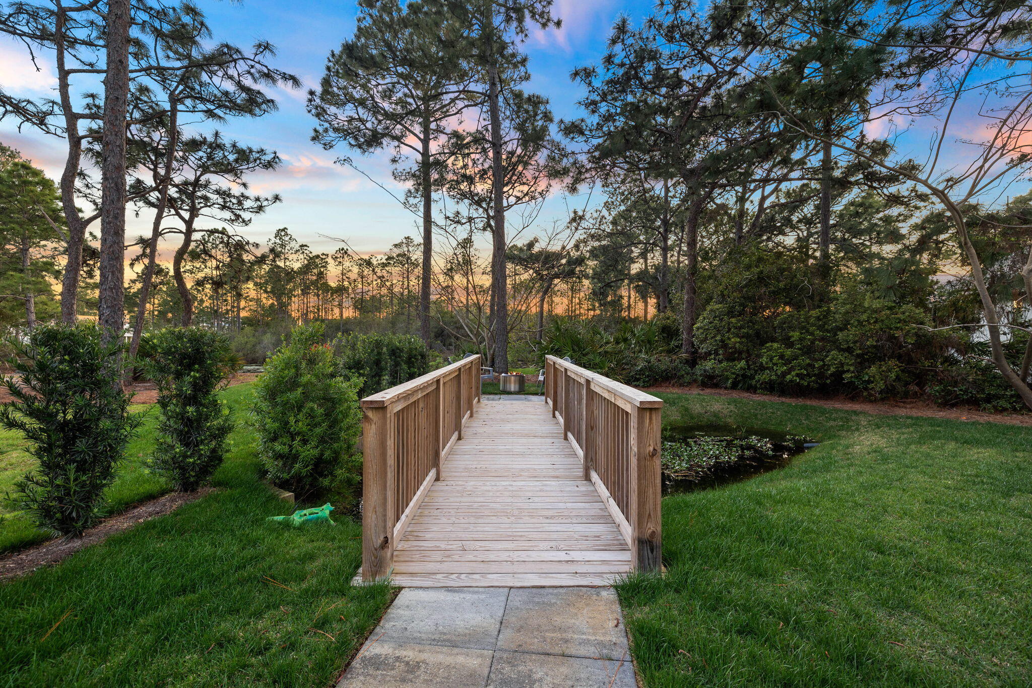 SOMERSET BRIDGE AT
SEAGROVE - Residential