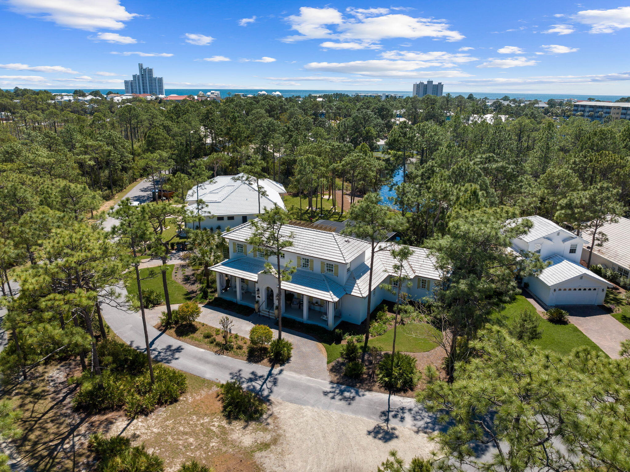 SOMERSET BRIDGE AT
SEAGROVE - Residential