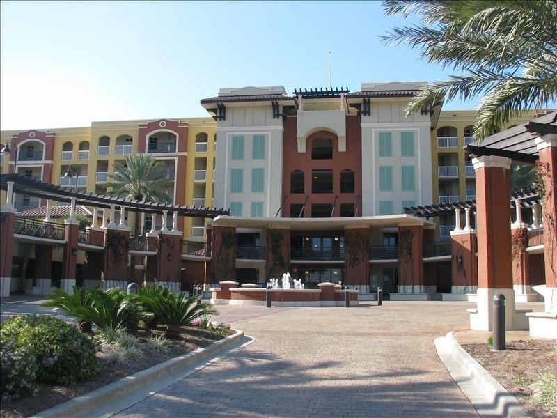 AZURE - Residential
