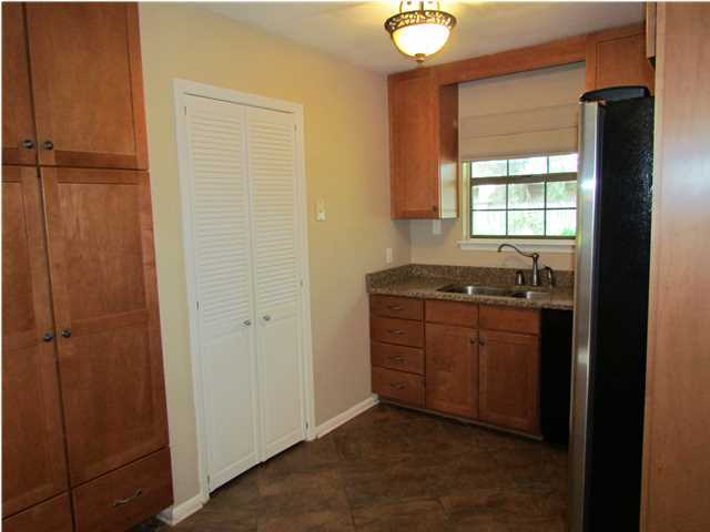 RAINTREE ESTATES - Residential Lease