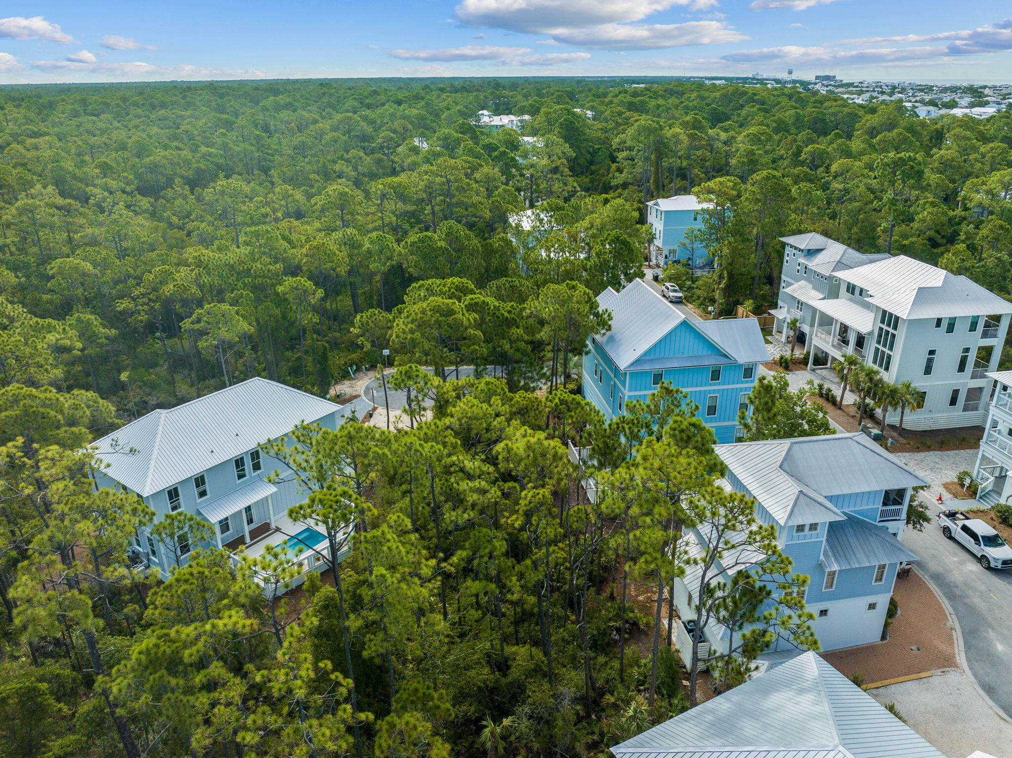 TREETOP - Land