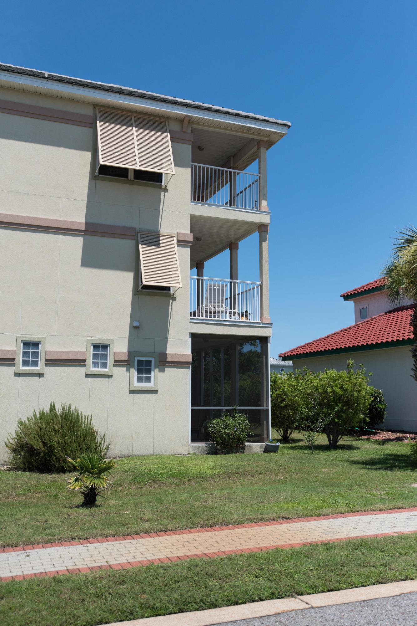 TERRA COTTA TERRACE - Residential