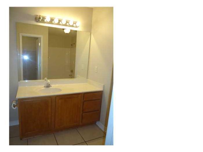 MORRIS ADDN TO CRESTVIEW - Residential Lease