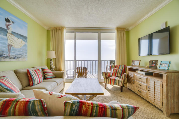 MAJESTIC BEACH TOWERS I - Residential