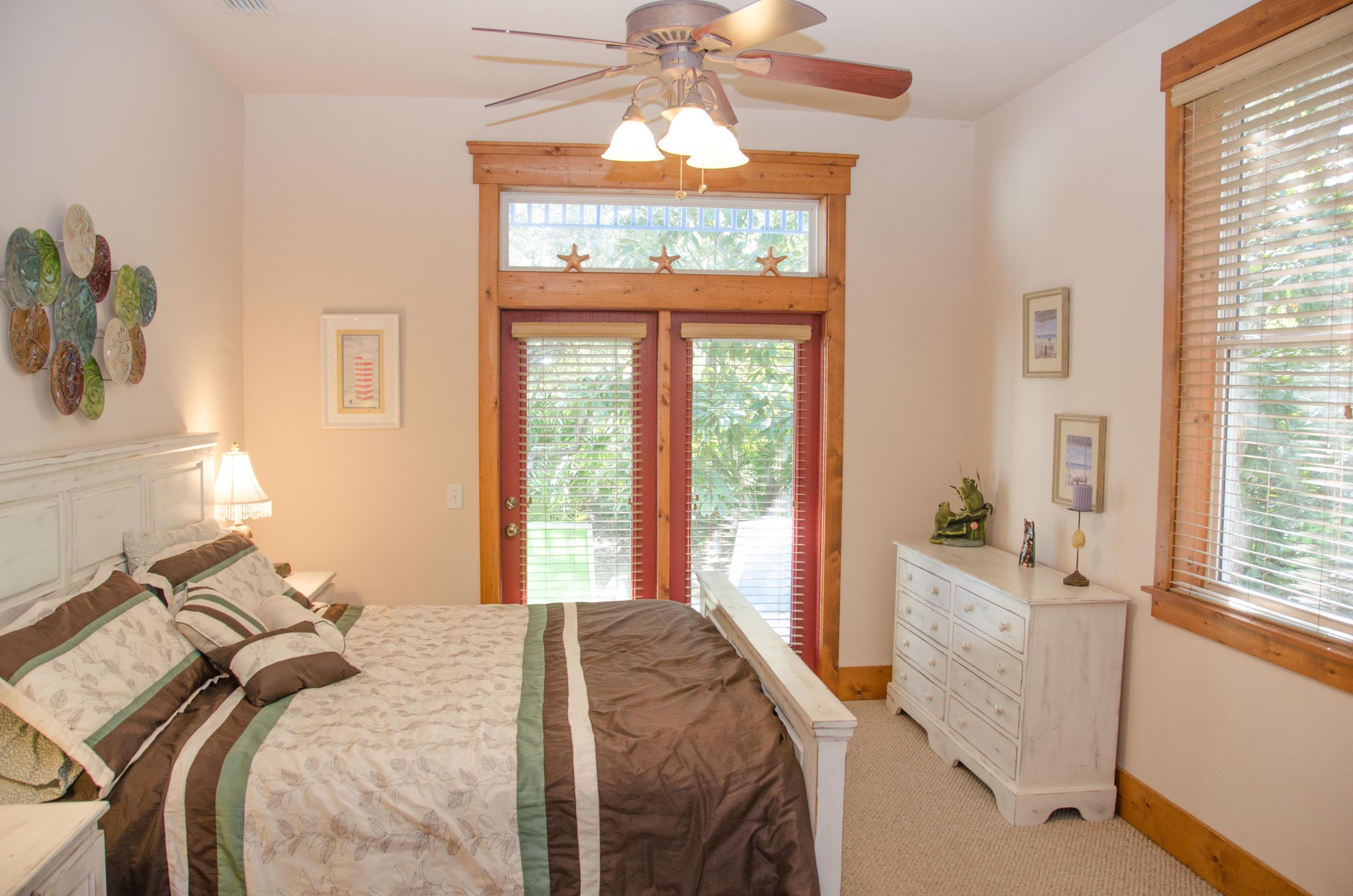 GULF SHORE MANOR - Residential
