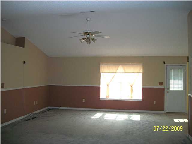 CHEROKEE BEND S/D PH 2 - Residential Lease