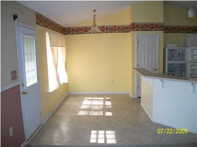 CHEROKEE BEND S/D PH 2 - Residential Lease