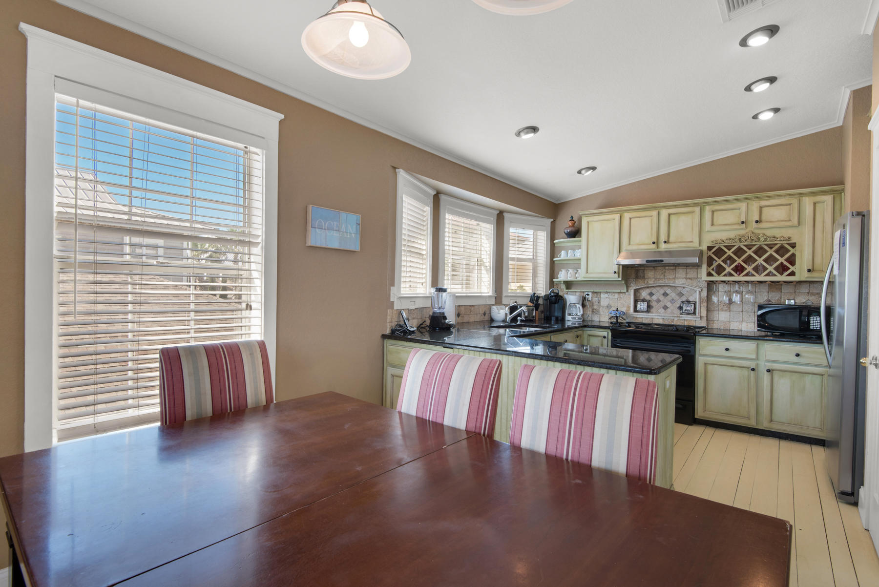 FRANGISTA BEACH 1ST ADDN - Residential
