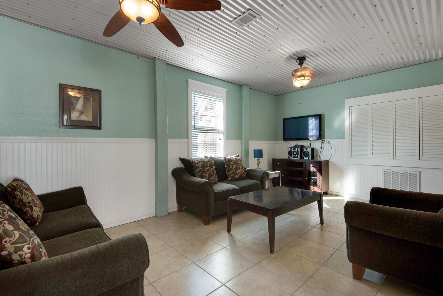 FRANGISTA BEACH 1ST ADDN - Residential