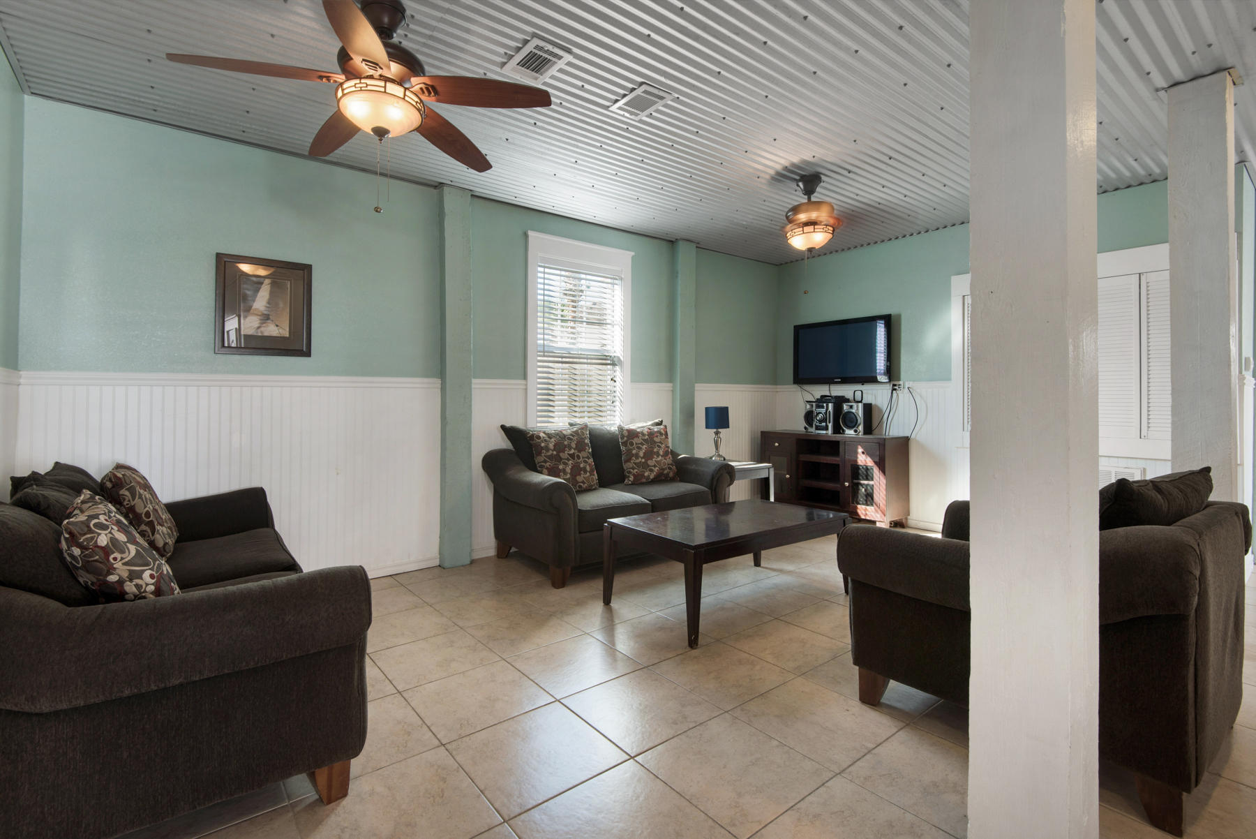 FRANGISTA BEACH 1ST ADDN - Residential