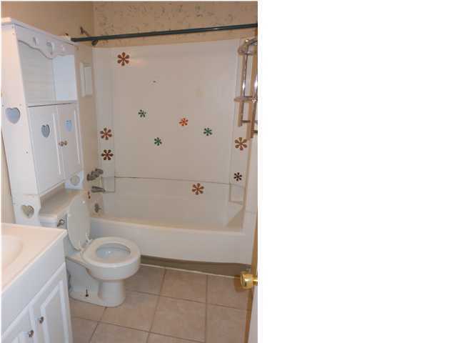 RACETRACK ROAD RESUB - Residential Lease