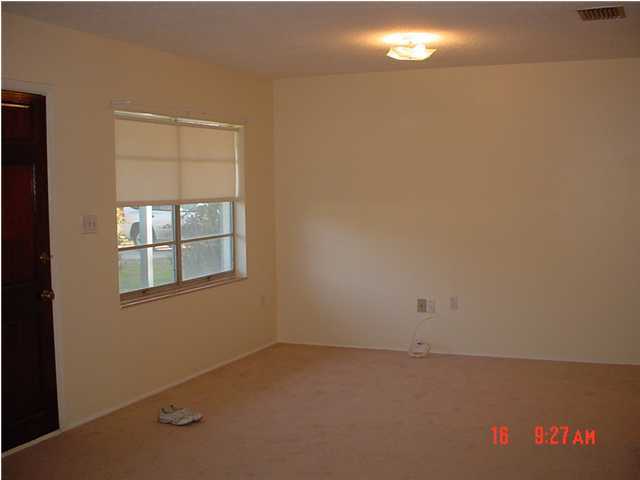 RACETRACK ROAD RESUB - Residential Lease