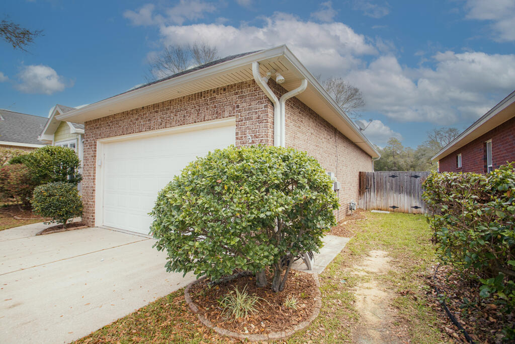 ARROWHEAD - Residential