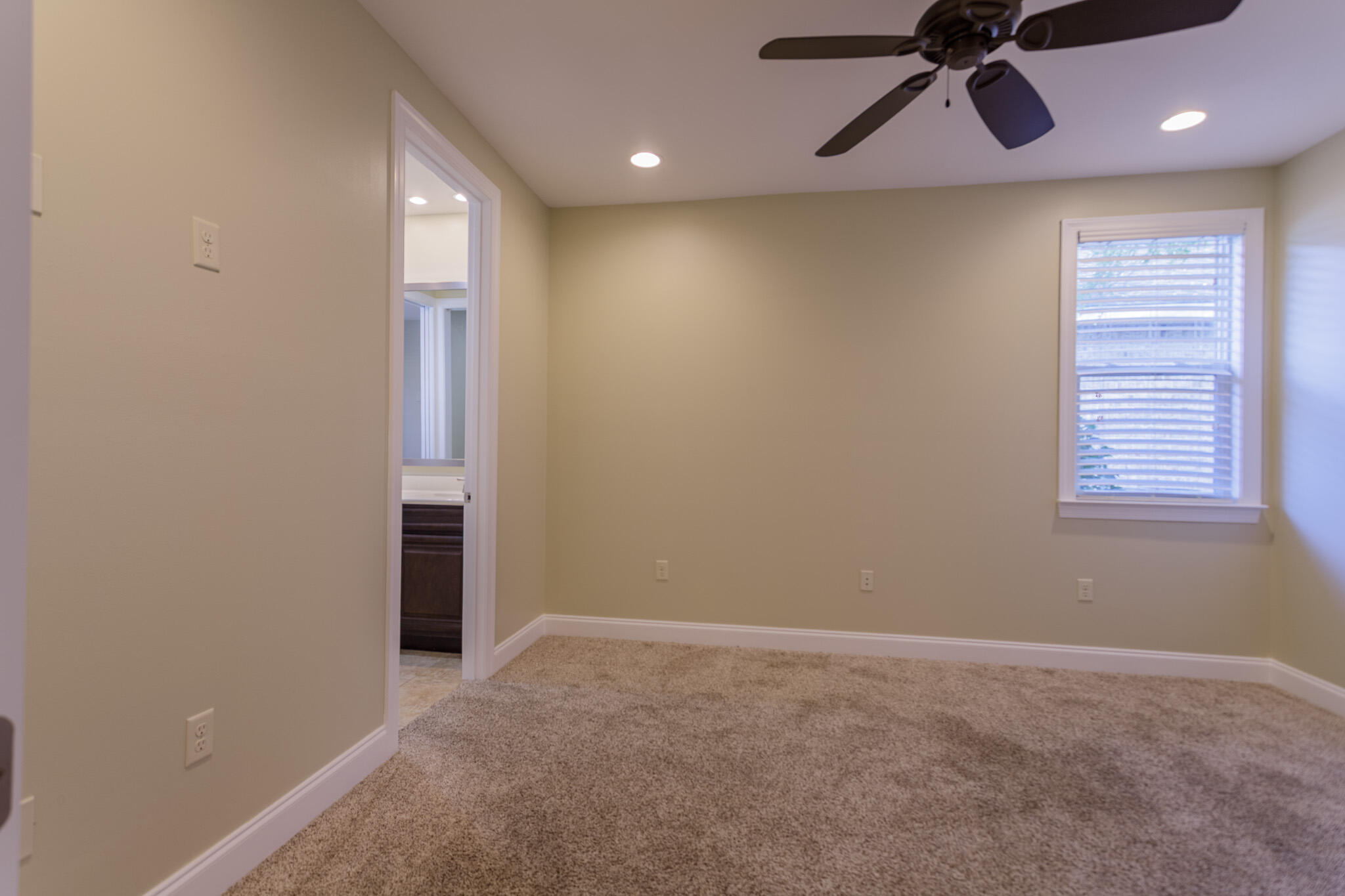 ARROWHEAD - Residential