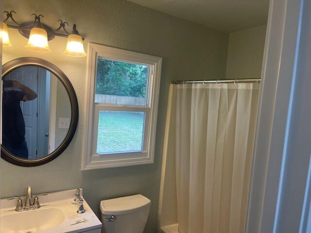 GREENHUT COURT - Residential Lease