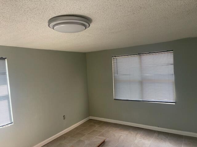 GREENHUT COURT - Residential Lease