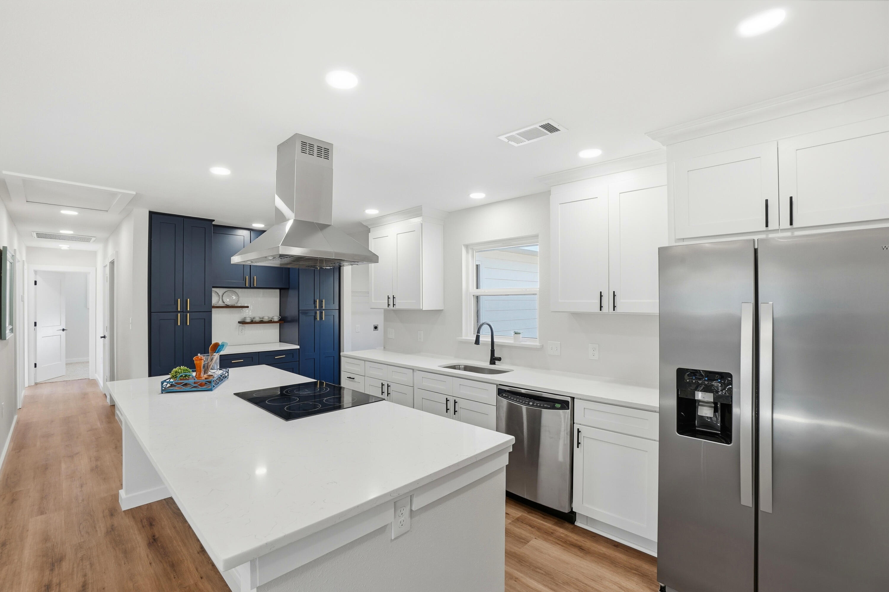 VESTA HEIGHTS 1ST ADDN - Residential