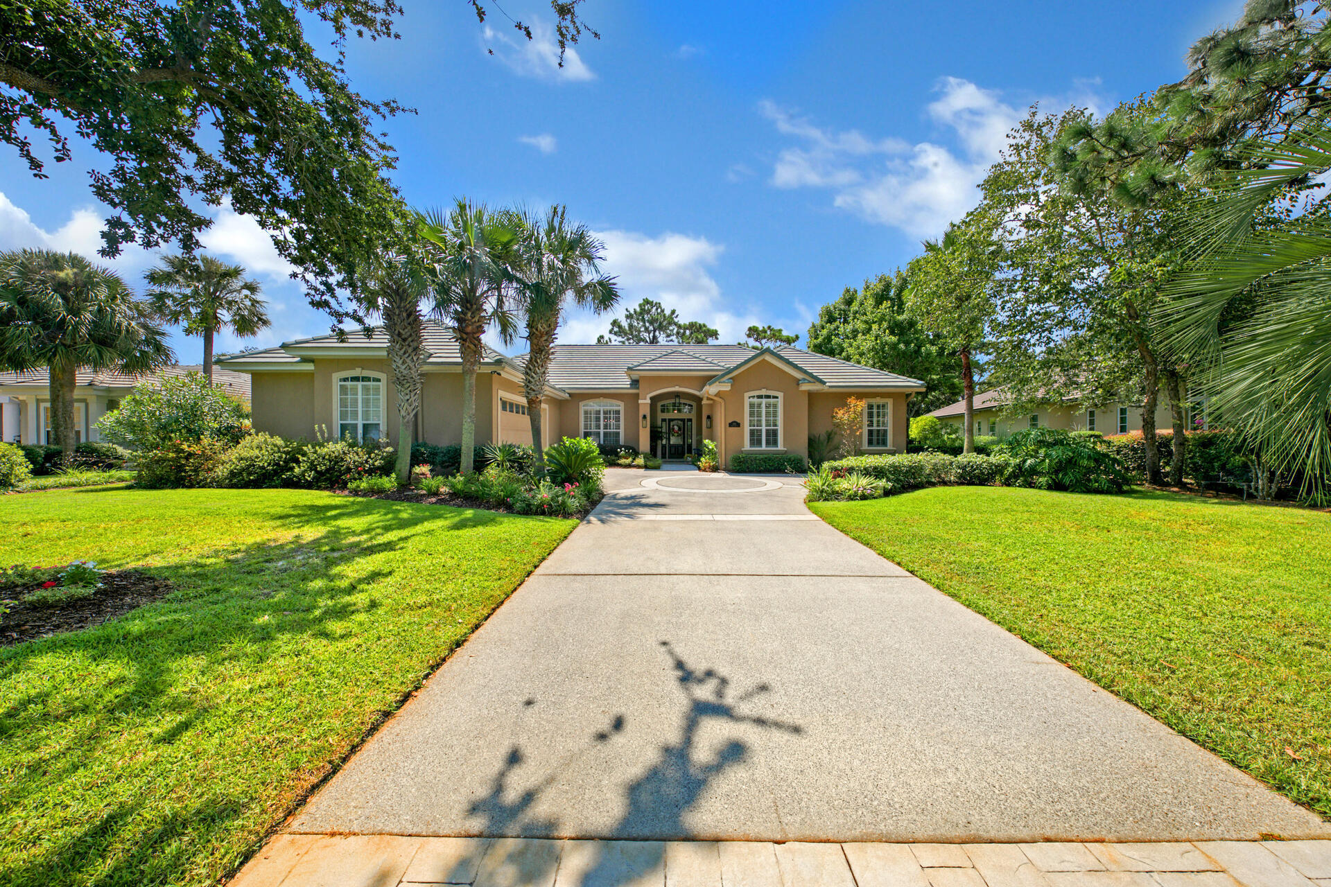 TROON DRIVE - Residential