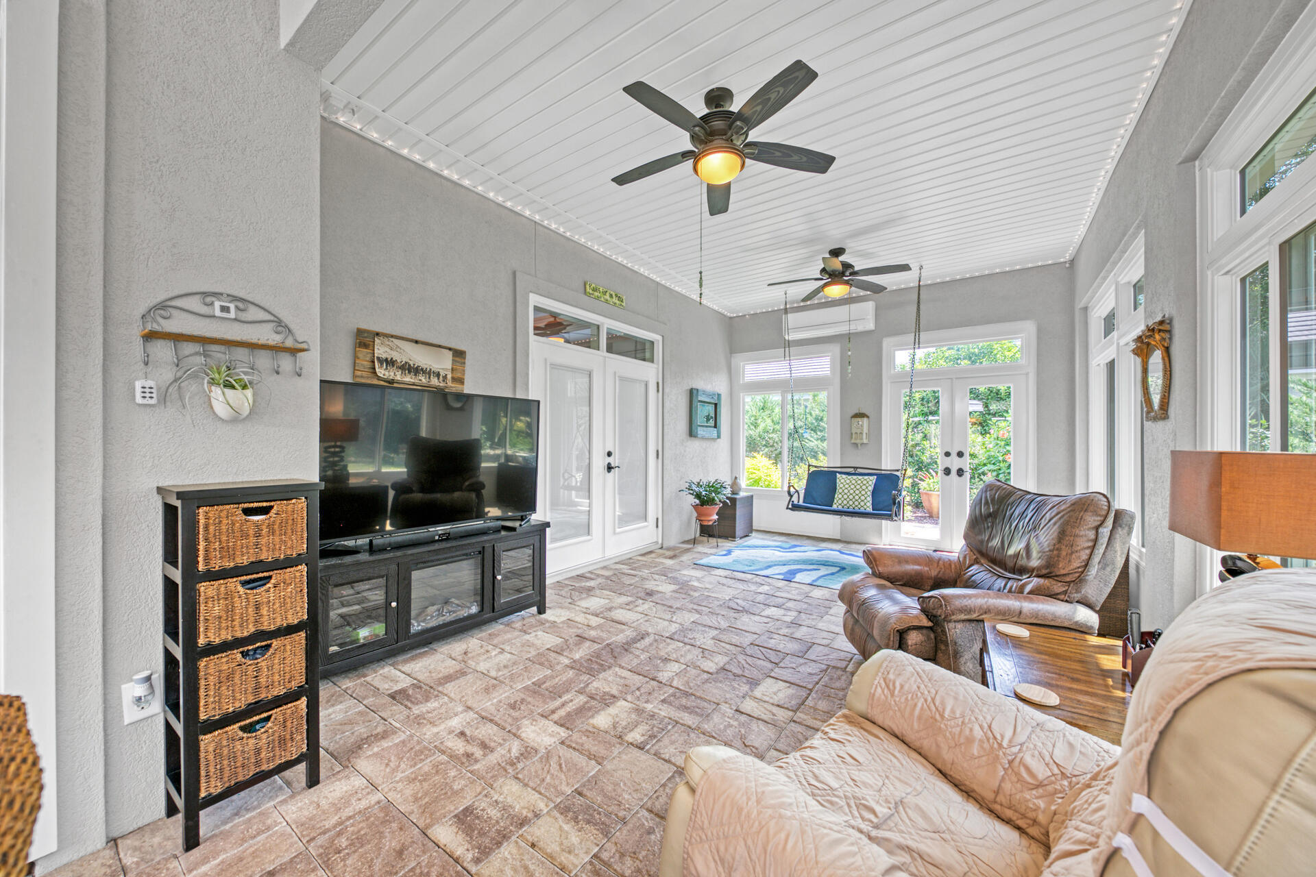 TROON DRIVE - Residential