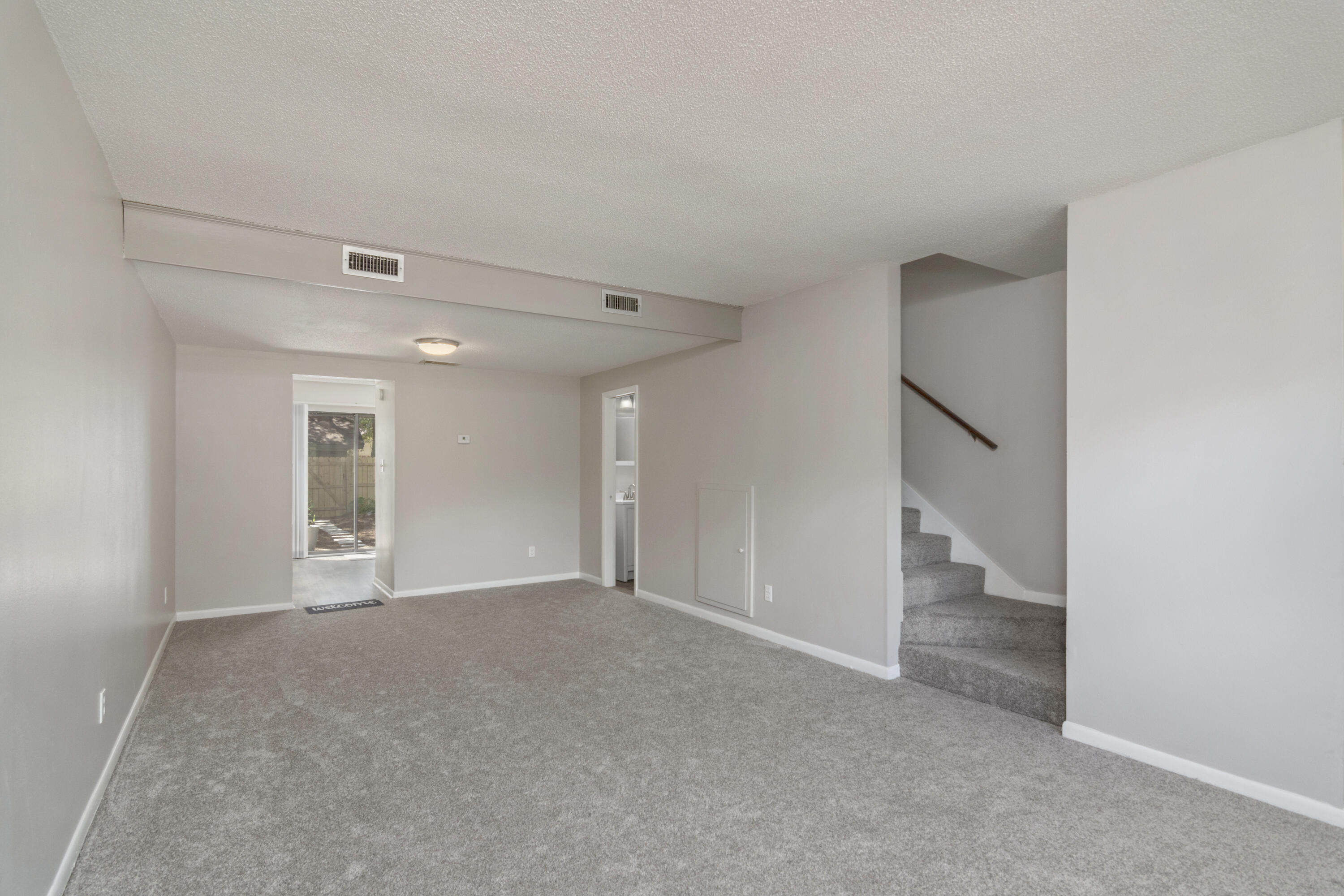 PARKVIEW ESTATES T/H - Residential Lease