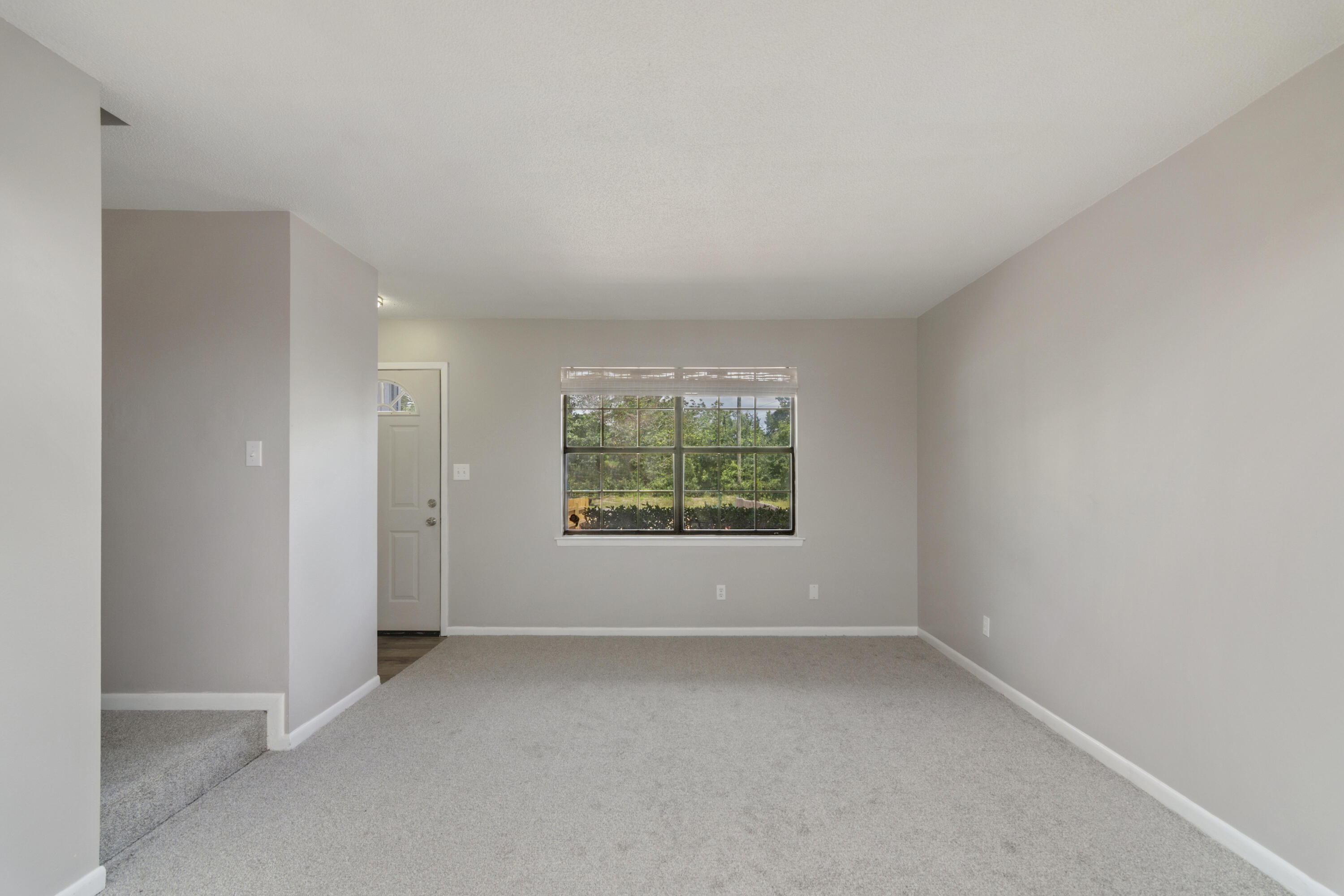 PARKVIEW ESTATES T/H - Residential Lease