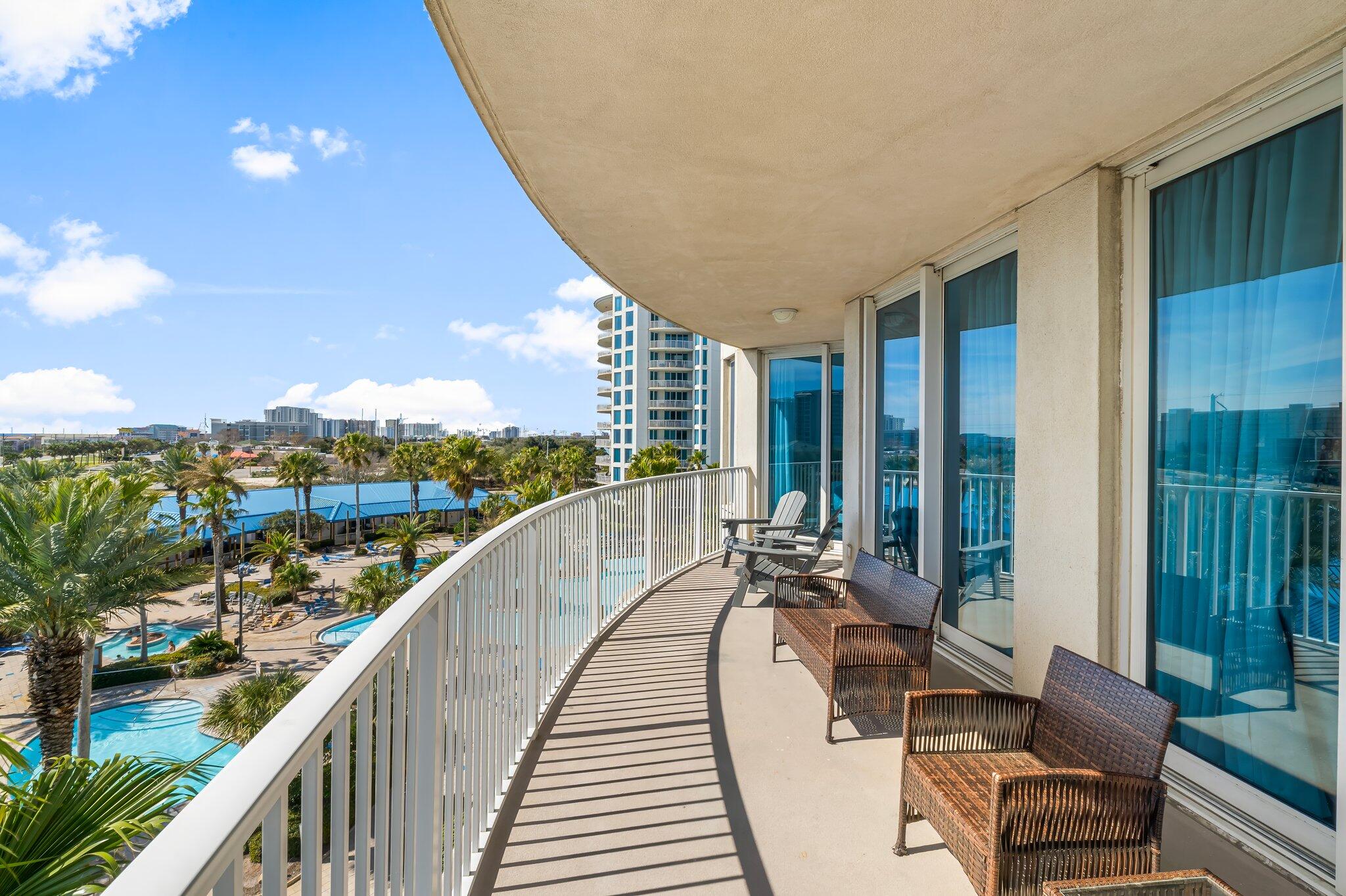 THE PALMS OF DESTIN - Residential