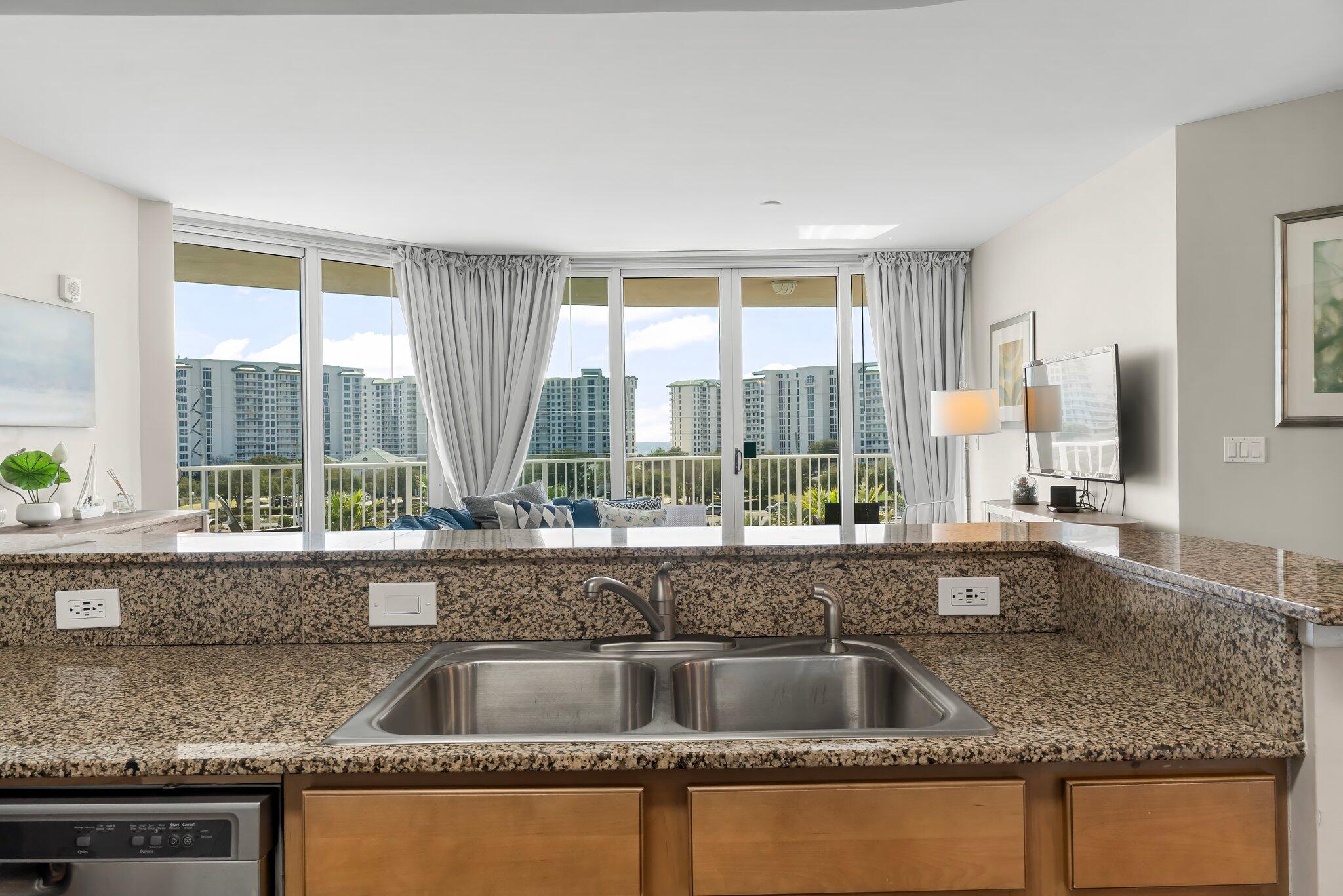 THE PALMS OF DESTIN - Residential