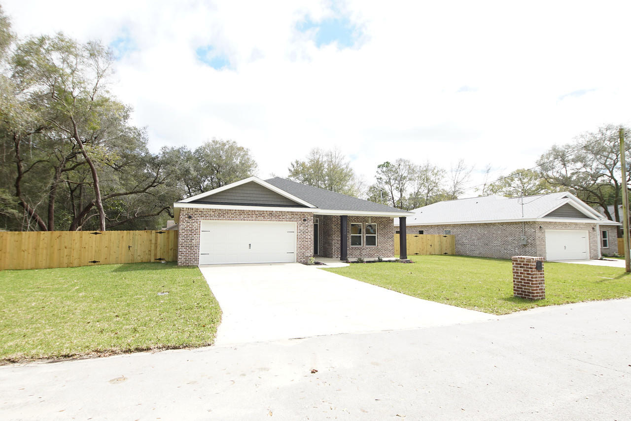 NORTHERN PINES - Residential
