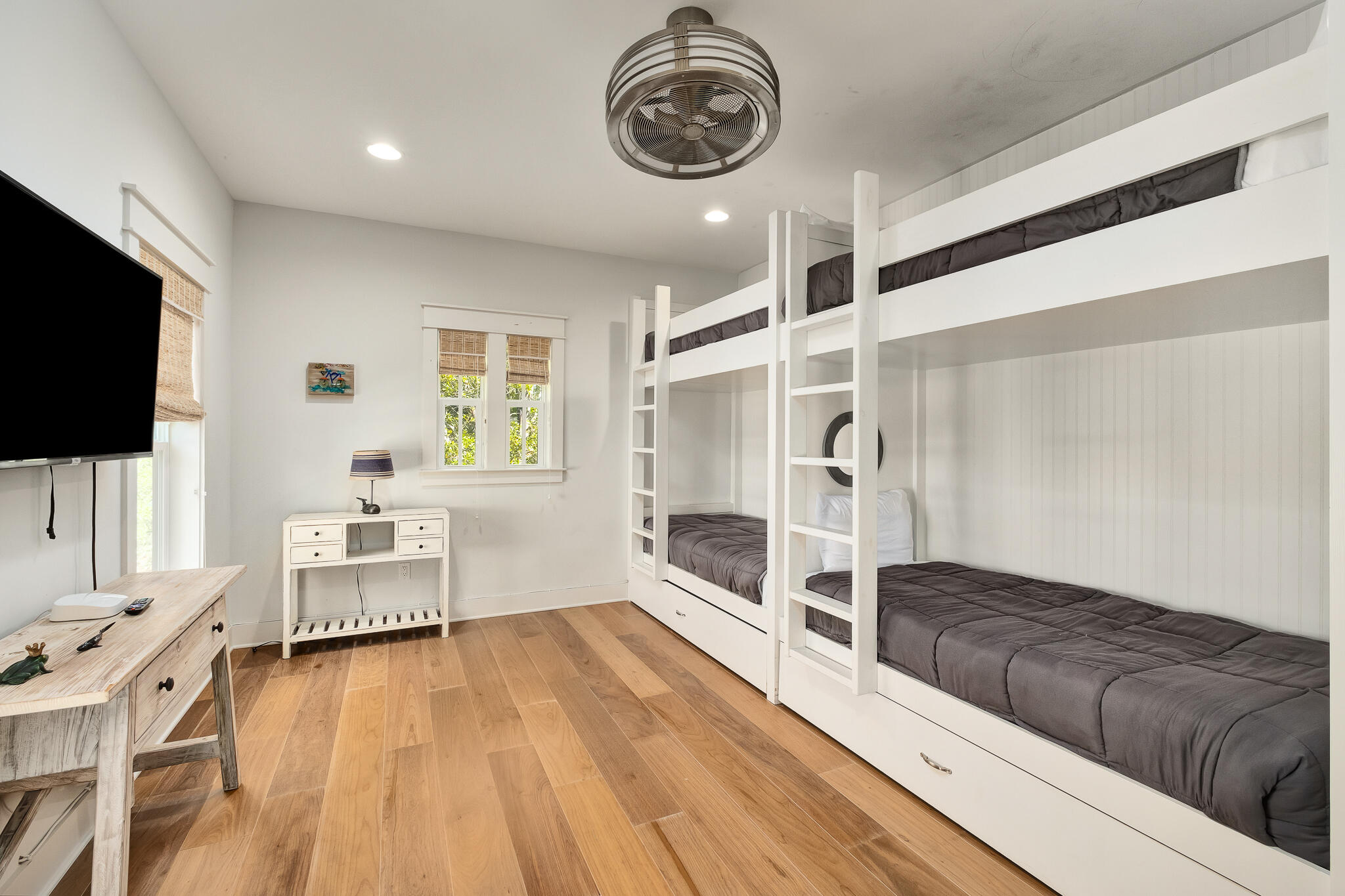 MAGNOLIA COTTAGES - Residential