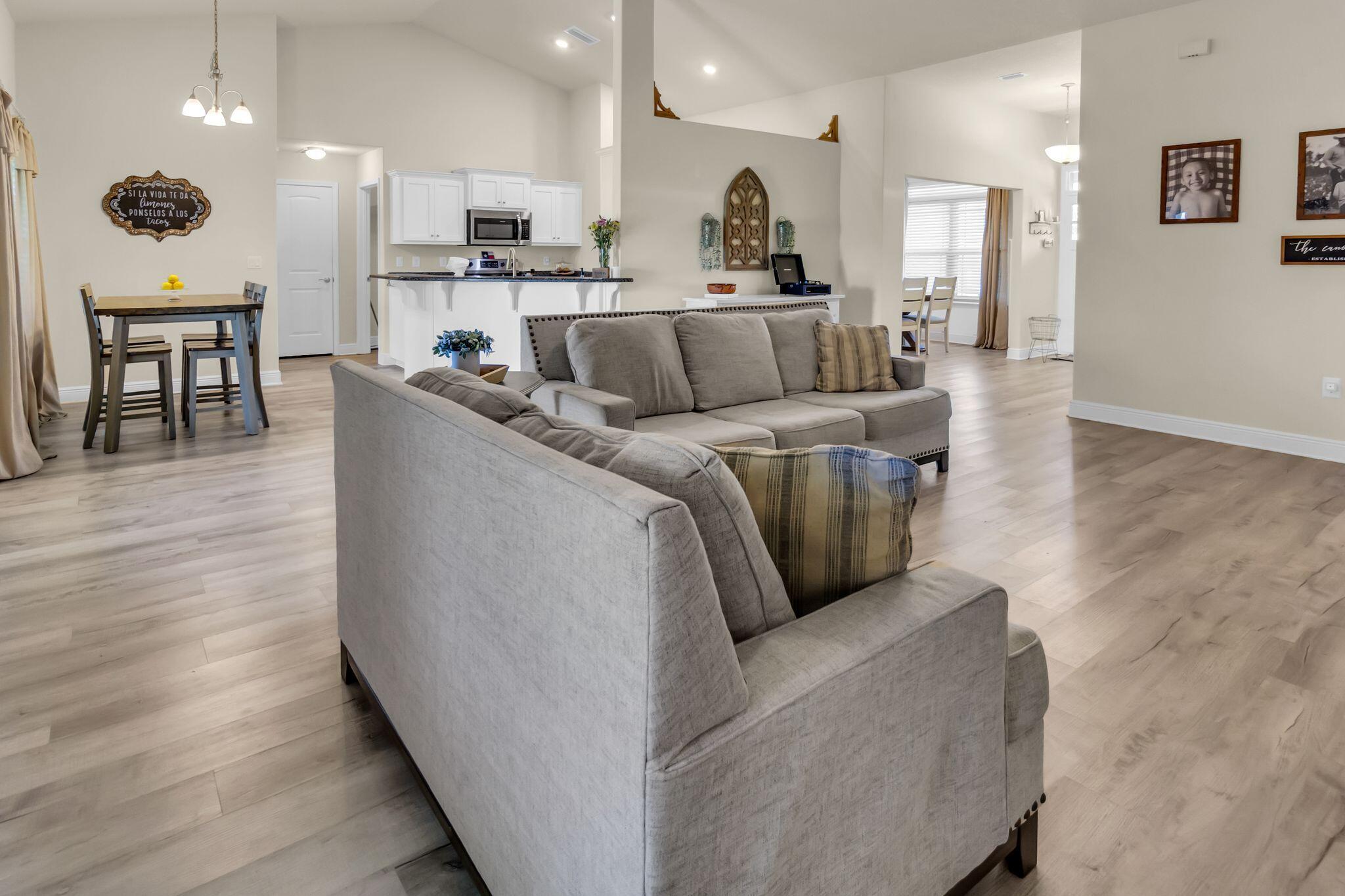 WILLOW CREEK PLANTATION PH 2A - Residential Lease