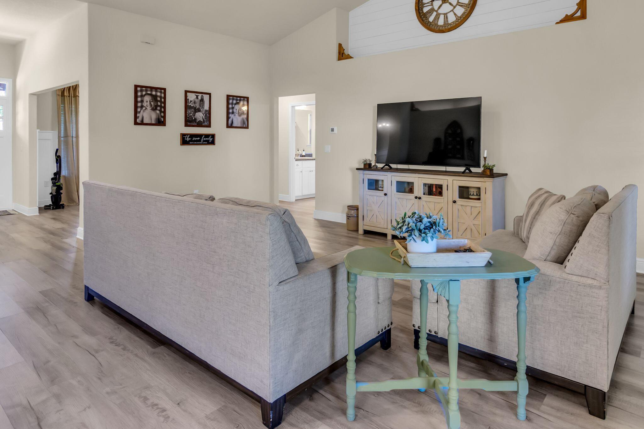 WILLOW CREEK PLANTATION PH 2A - Residential Lease